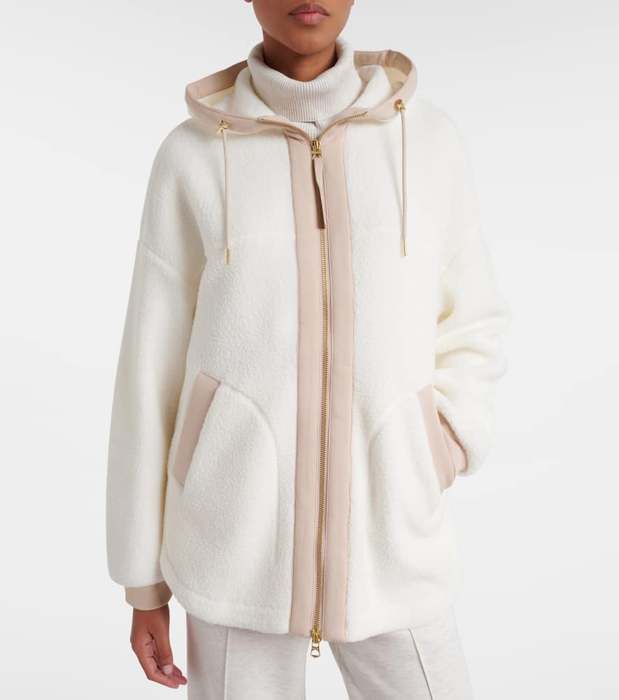 Fey fleece sweatshirt