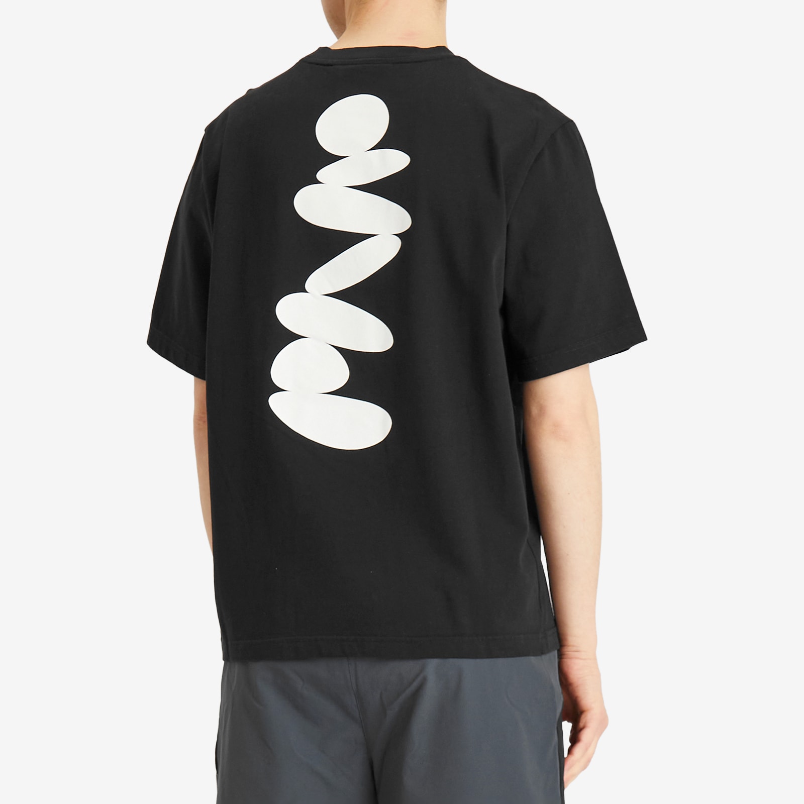 Purple Mountain Observatory Men's Boulder T-Shirt in Black