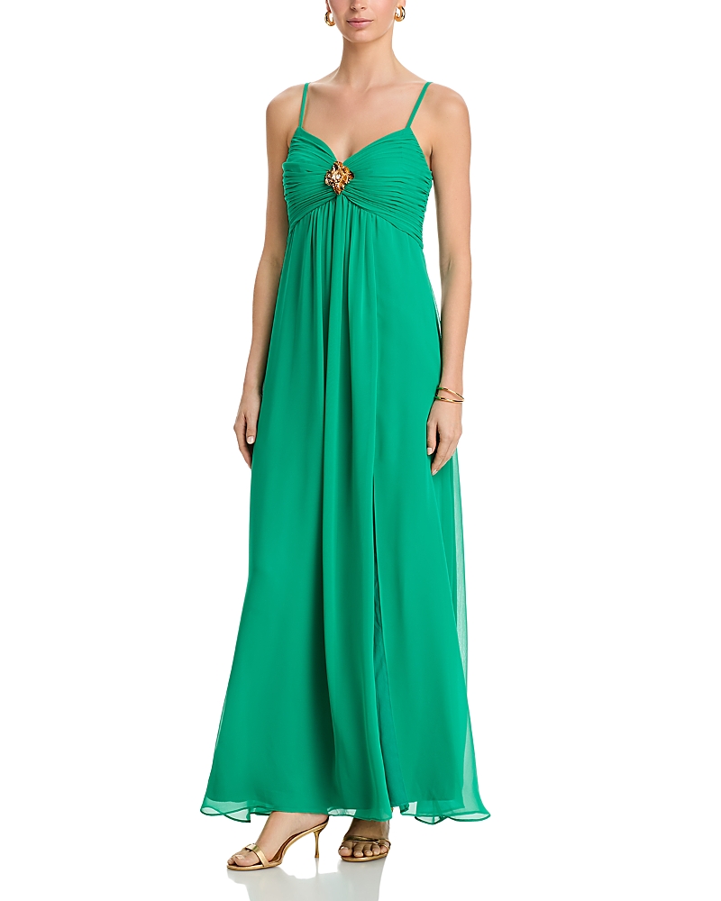 Sweetheart Spaghetti Strap Pleated Gown