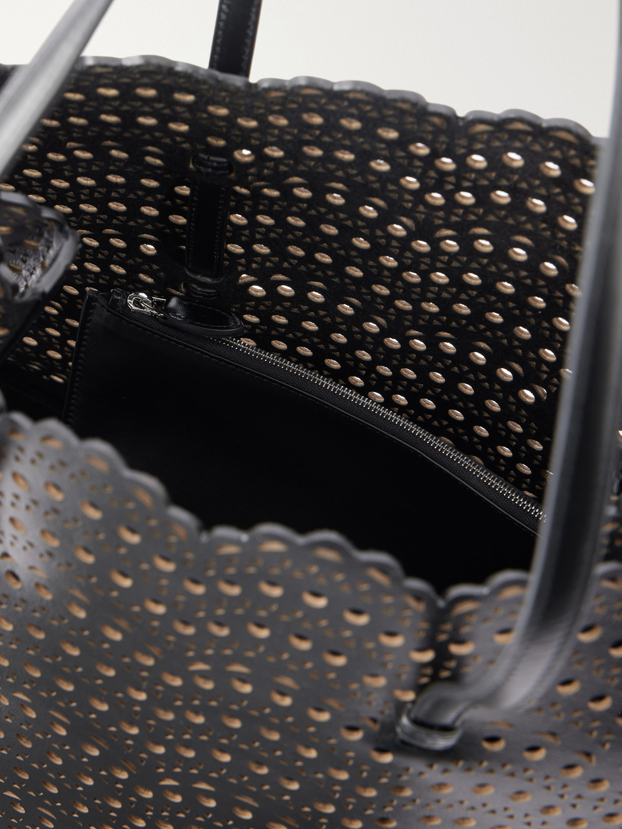 Mina 20 Laser-cut Leather Tote - Black