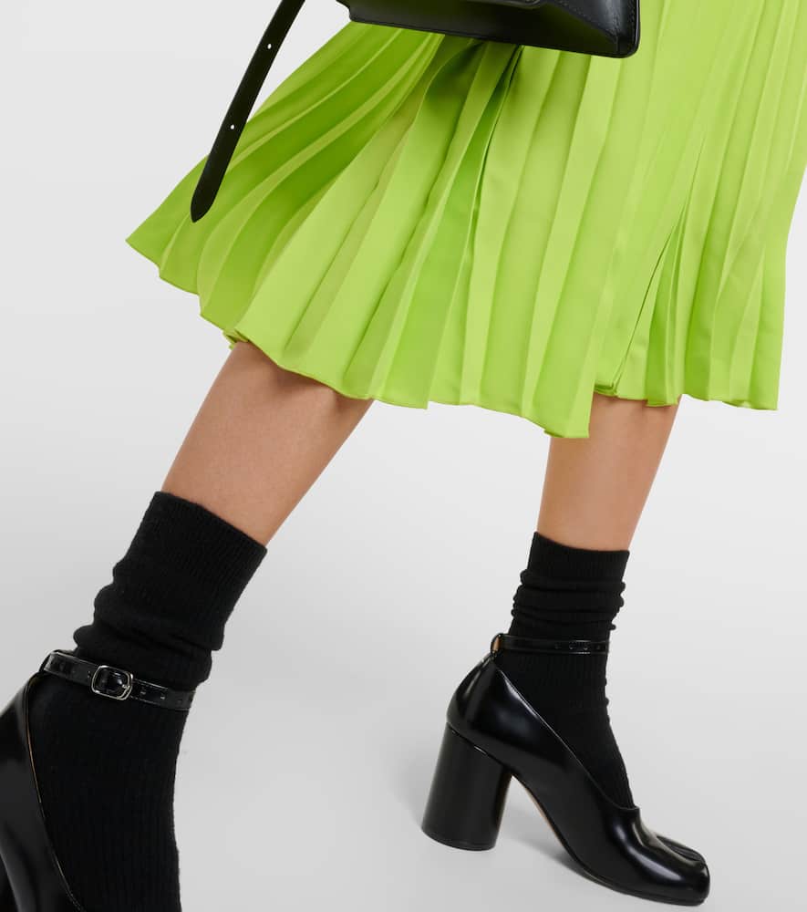 Pleated midi skirt