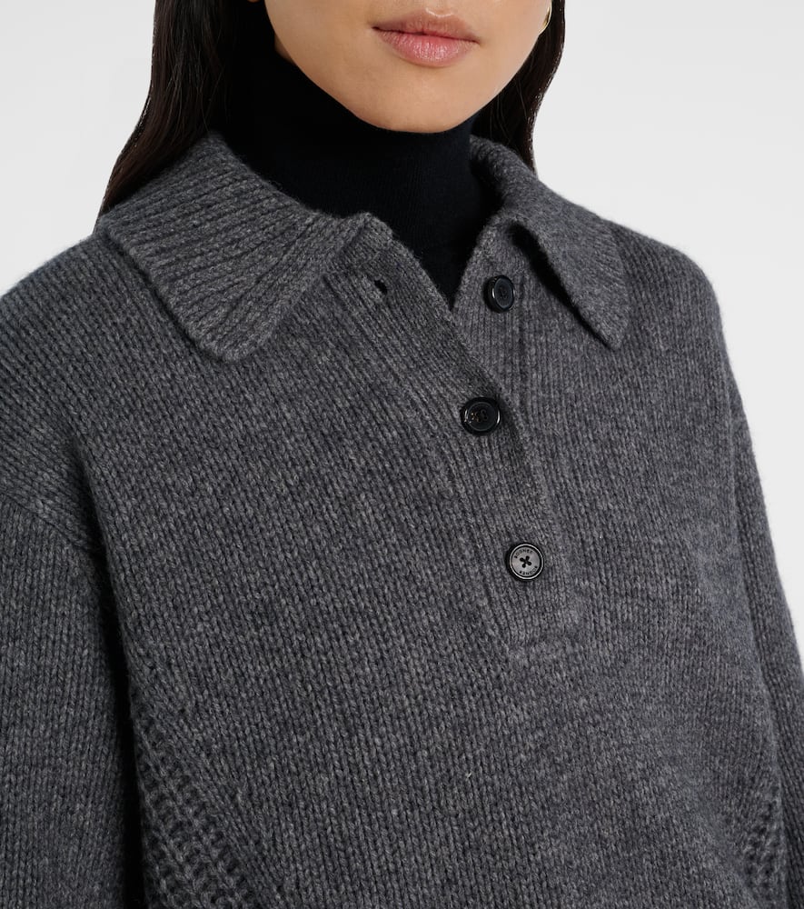 Jojo yak polo sweater