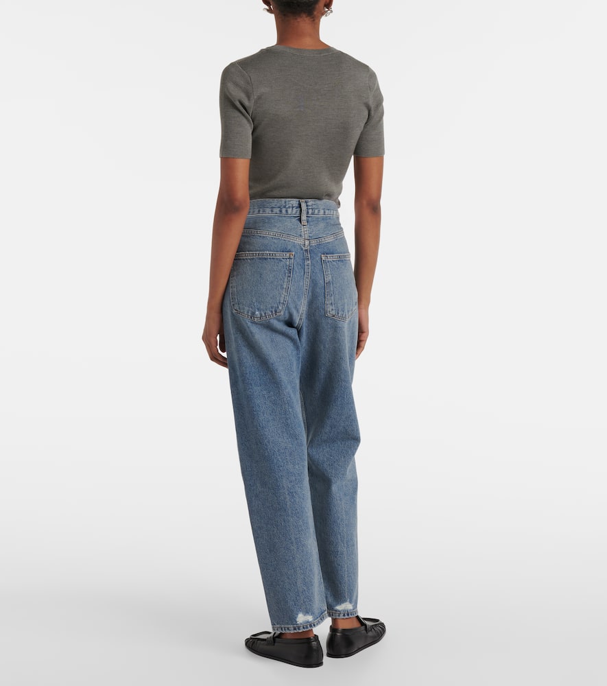 90s mid-rise straight jeans