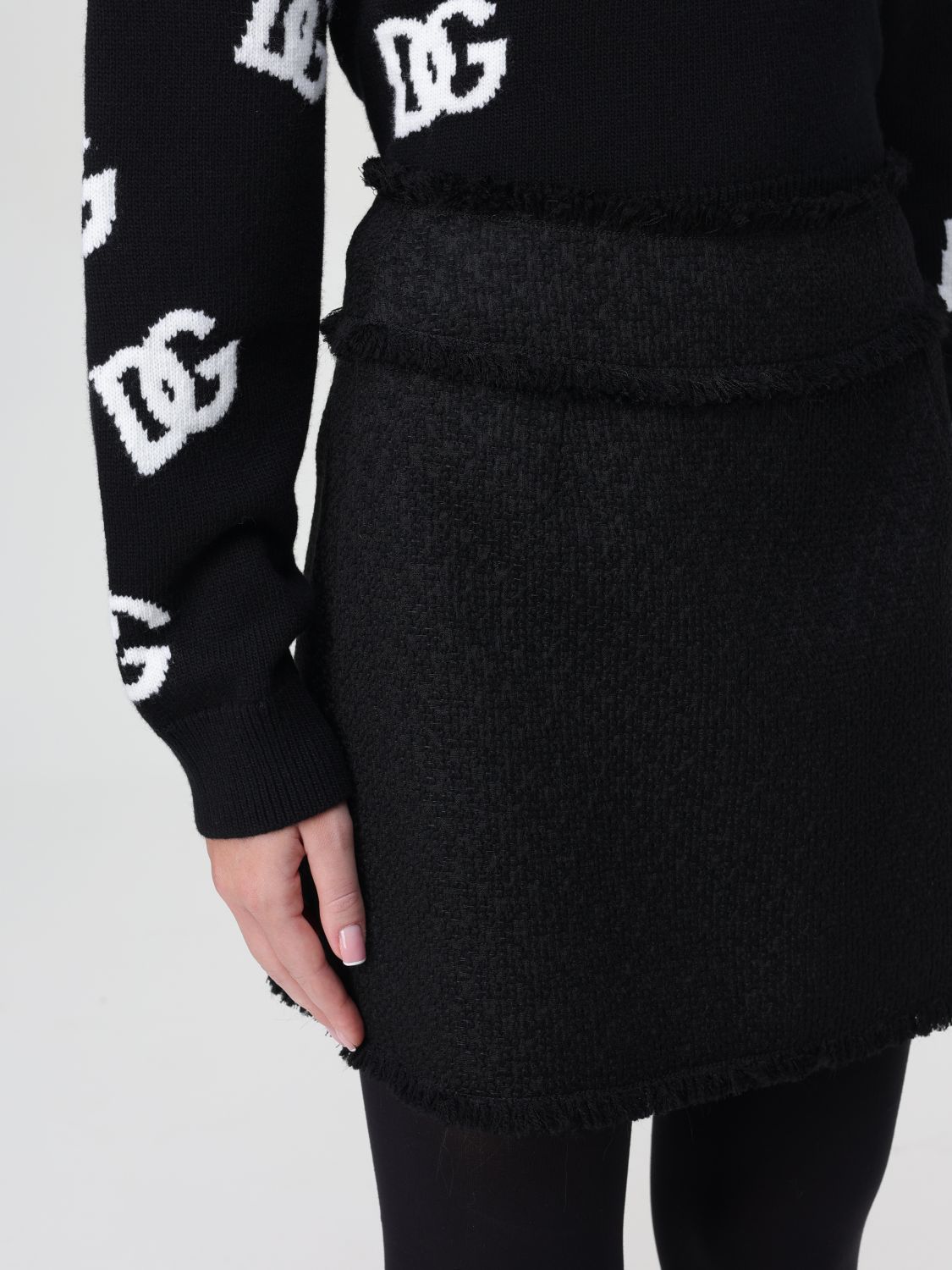 Skirt Woman color Black