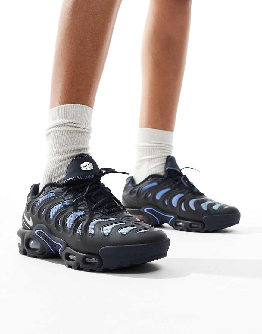 Air Max Plus Drift sneakers in black and blue