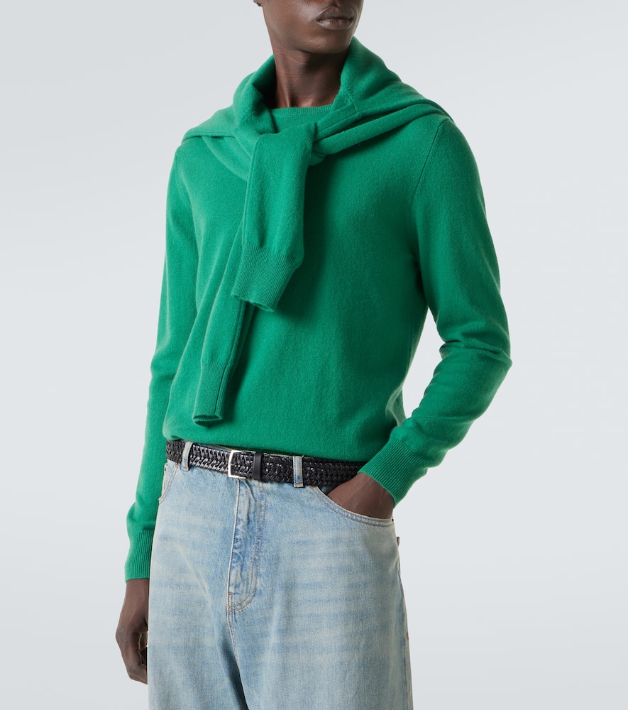 Cashmere sweater