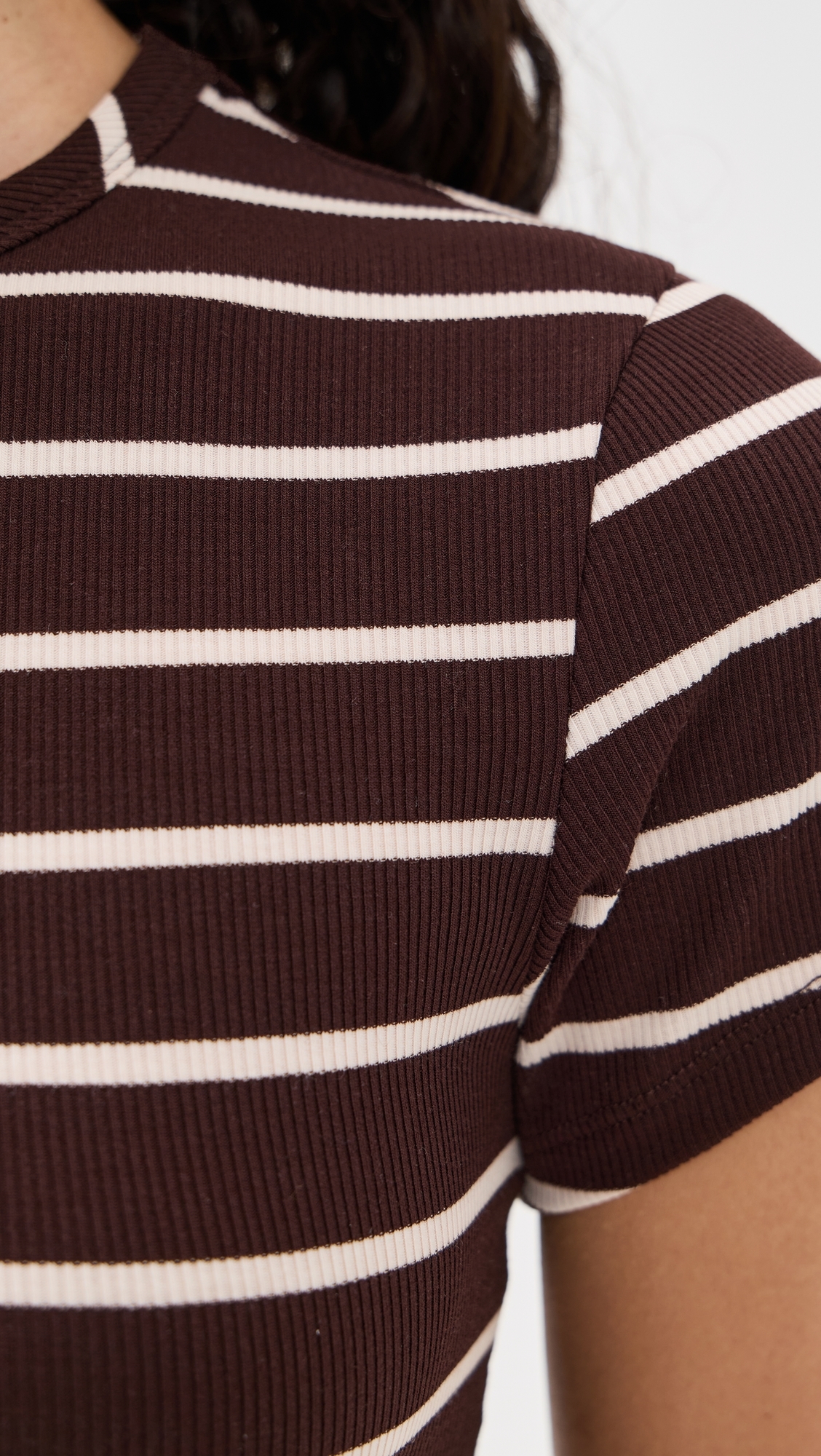 Iris Tee Chocolate/Off White