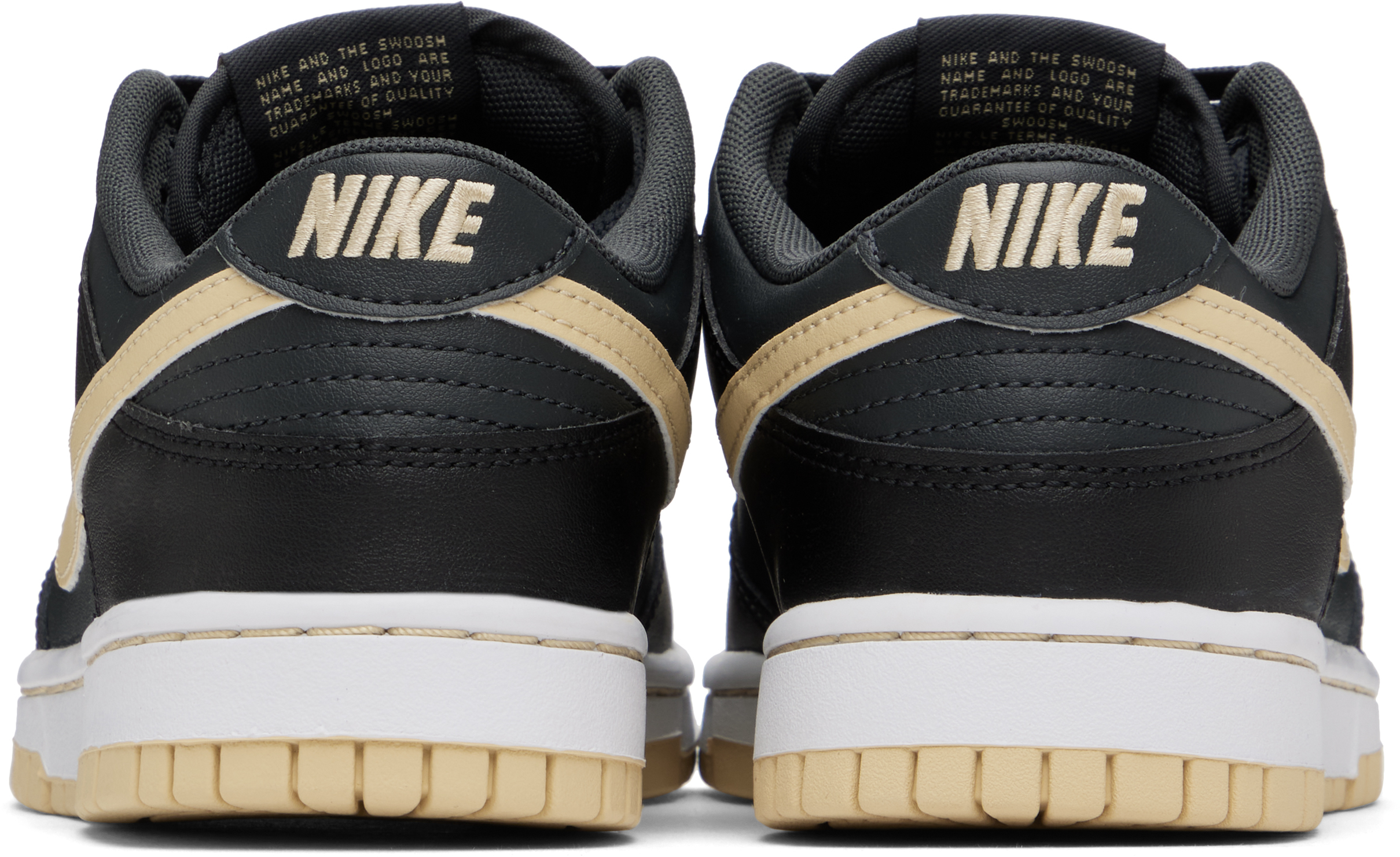 Black Dunk Low Retro Sneakers