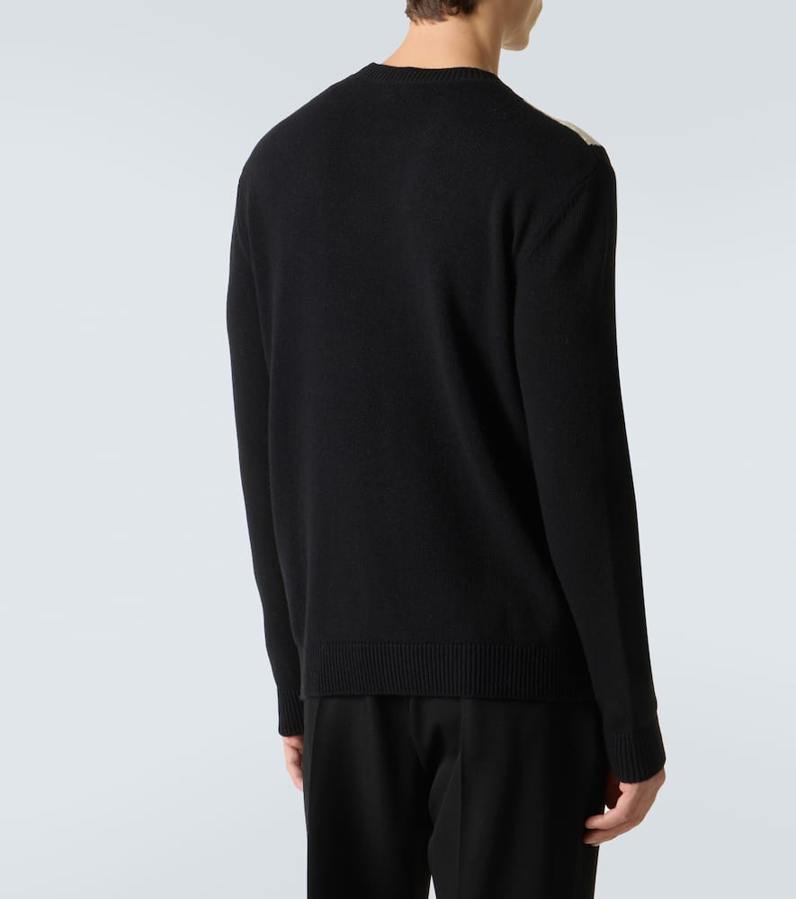 Virgin wool sweater