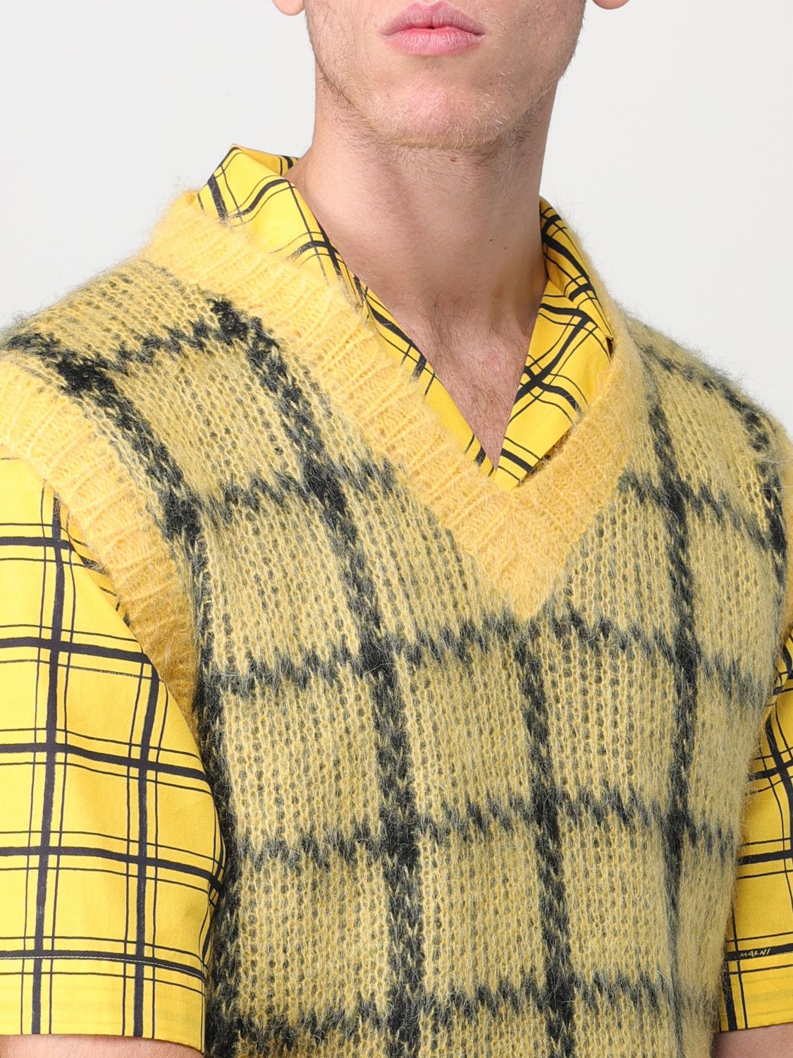 Suit Vest Men color Yellow