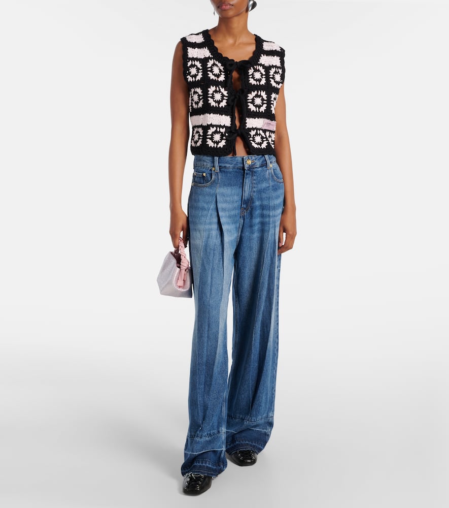 Pleated wide-leg jeans