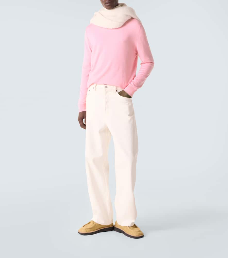 Virgin wool sweater
