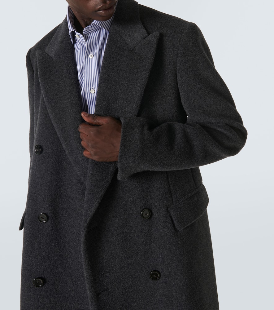 Double-breasted virgin wool overcoat