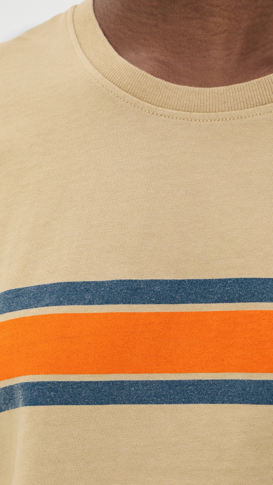 Tee Khaki