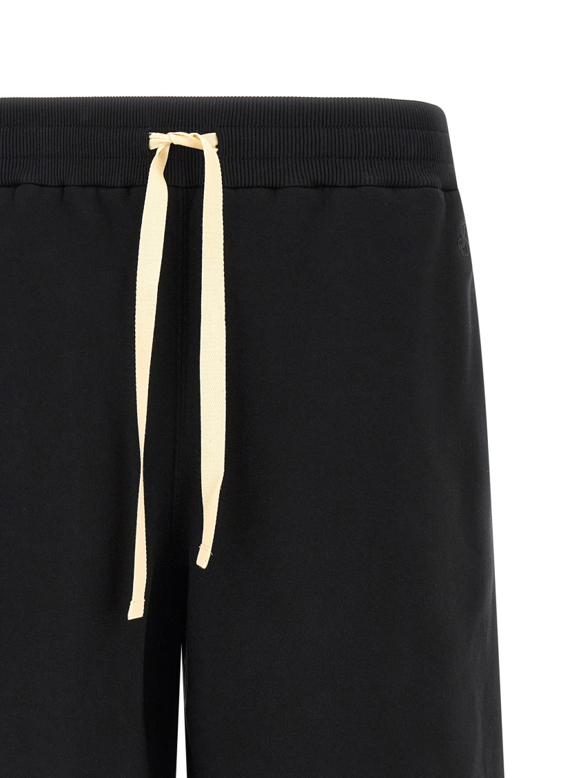 Embroidered Logo Bermuda Shorts Bermuda And Short Black
