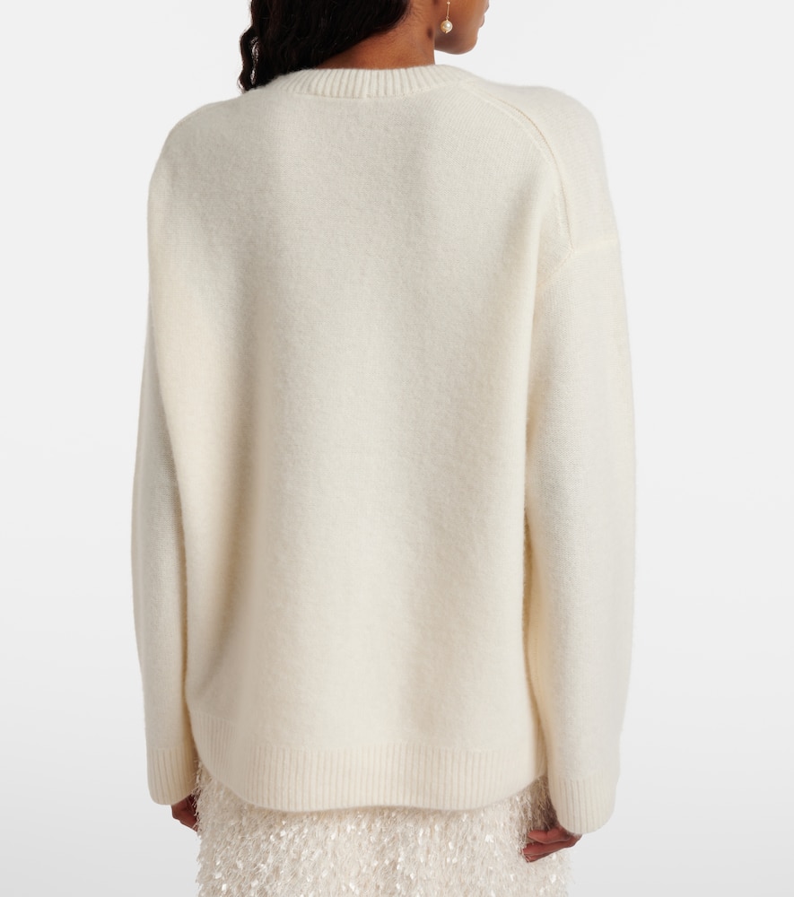 Cashmere sweater