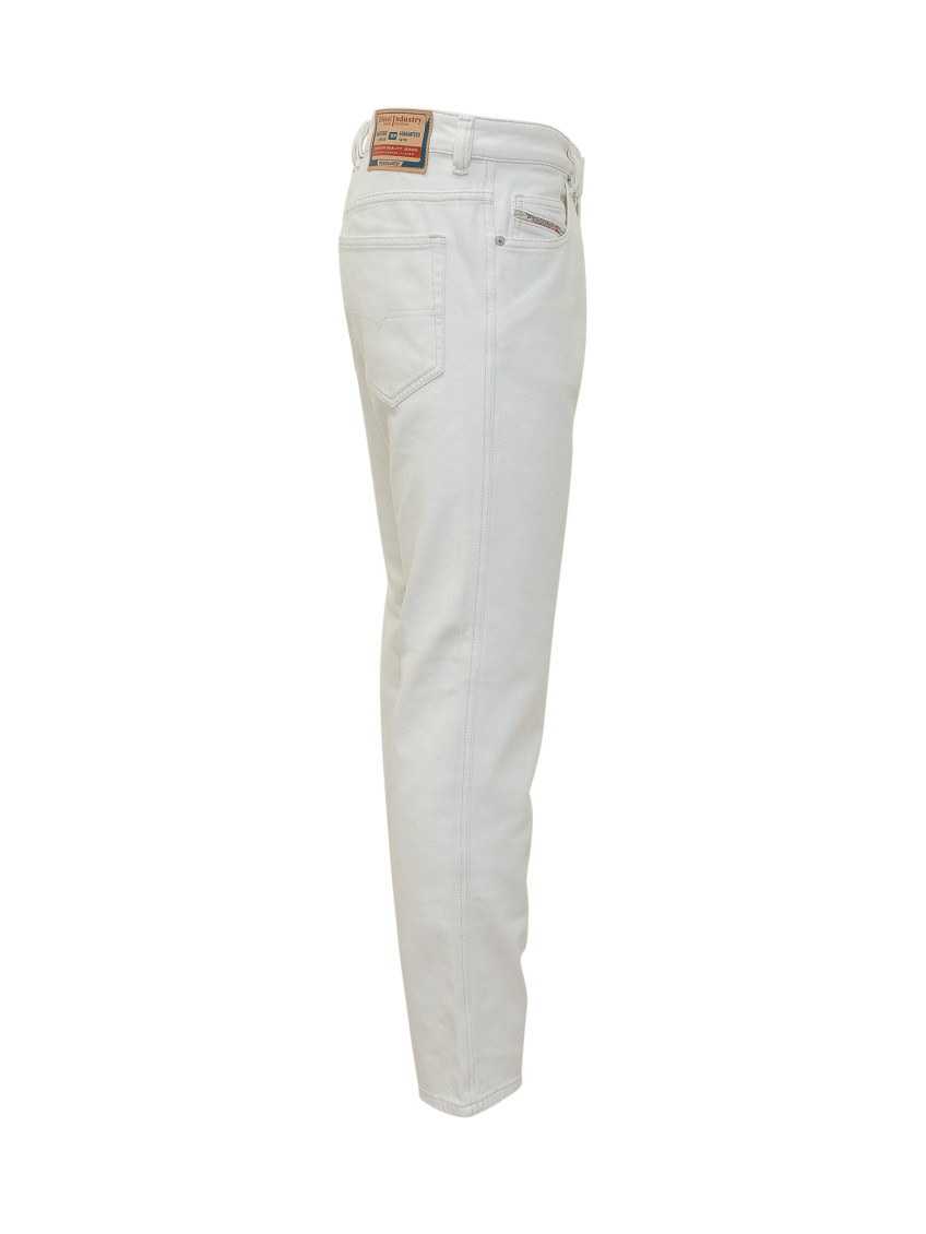 White Straight Mid Rise Jeans