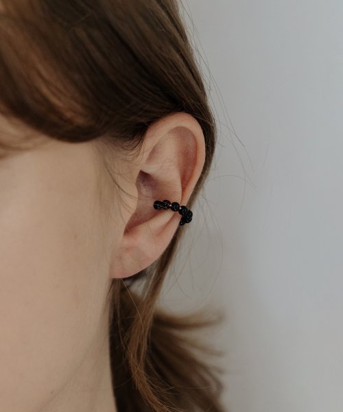 TB017 simple pearl earcuff