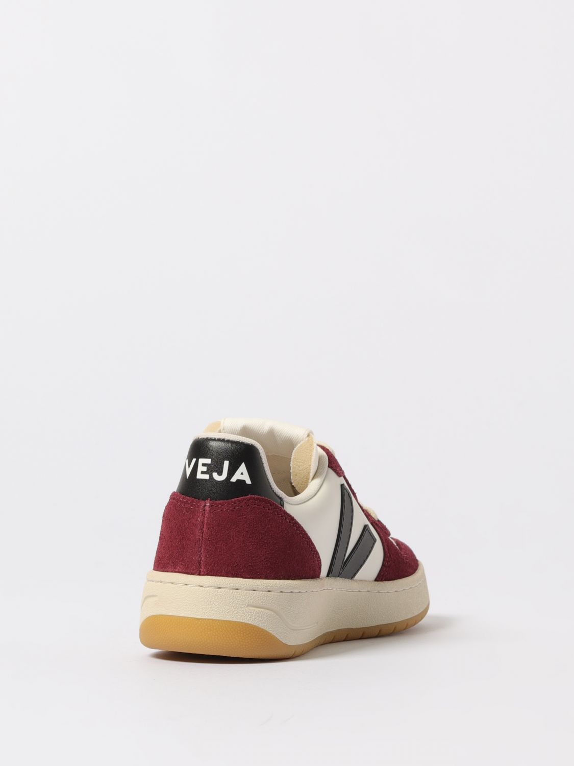 Sneakers Damen Farbe Amarant
