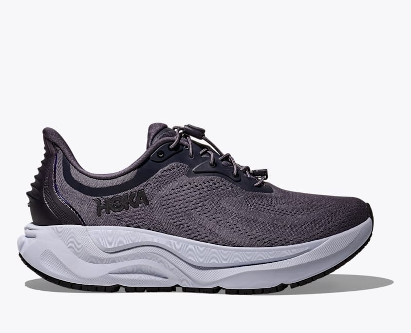 HOKA Women's Arahi SR Shoes in Squid Ink/Carbon Black