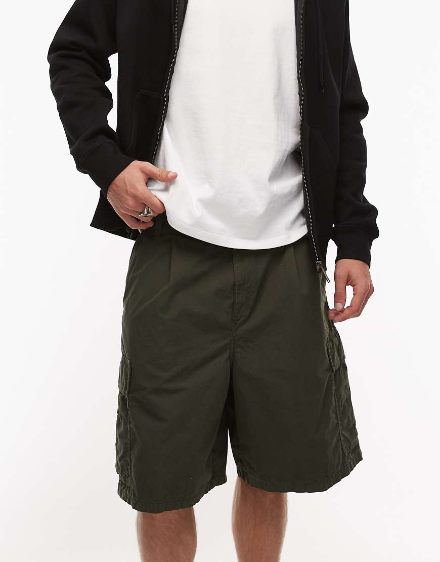 Cole relaxed fit cargo short in khaki-Grey