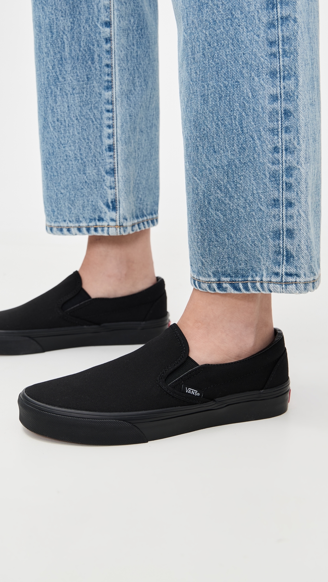 Classic Slip On Unisex Sneakers Black/Black W