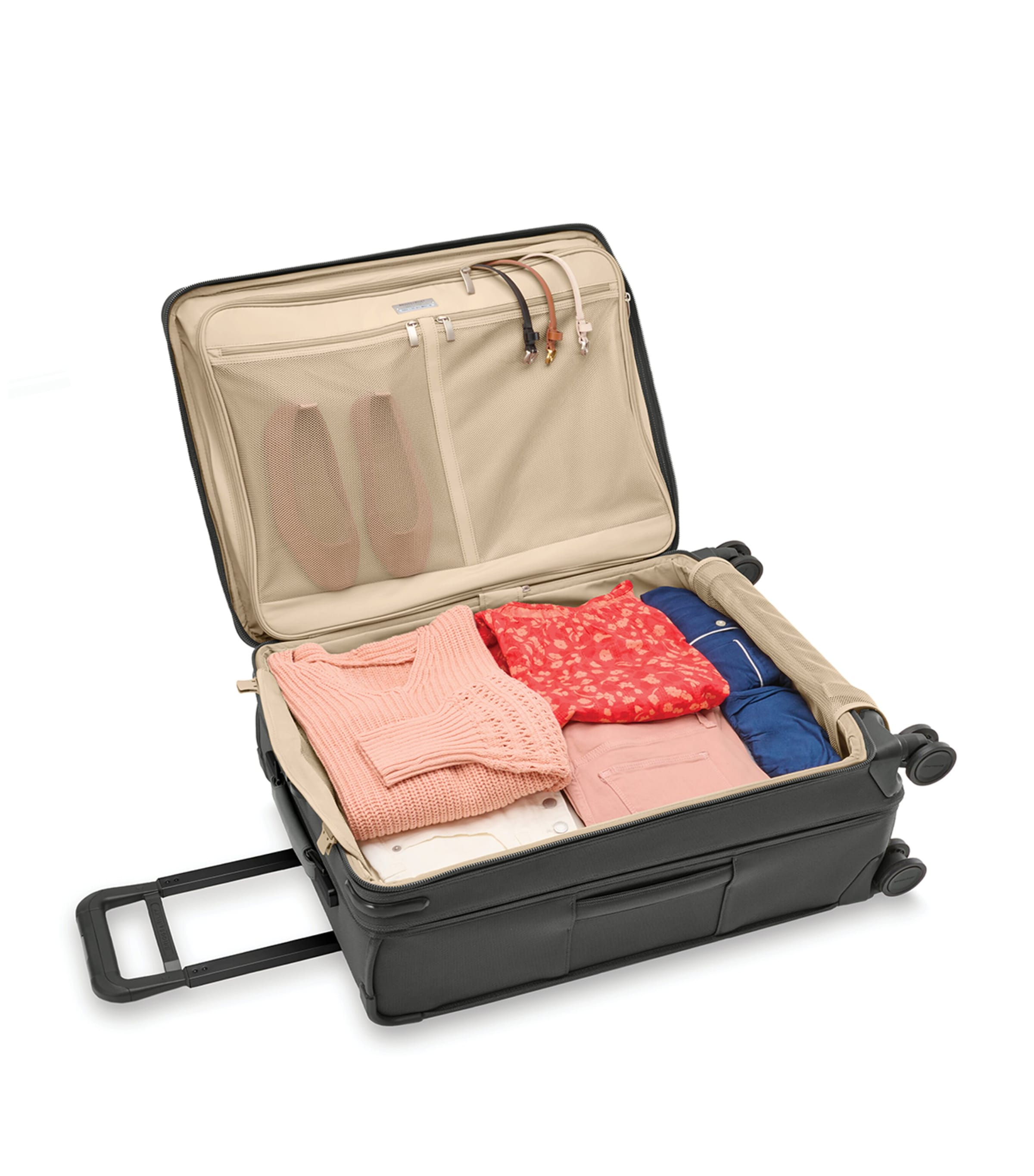 Medium Baseline Expandable Spinner Suitcase