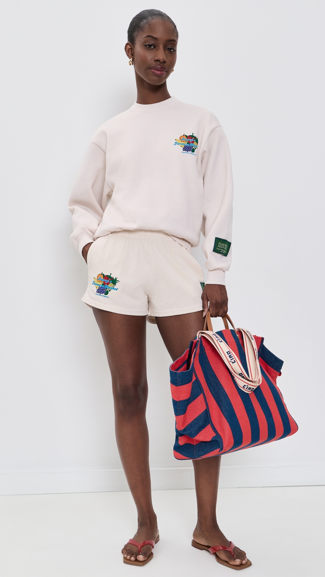 Farmers Market Crew Sweatshirt Cream