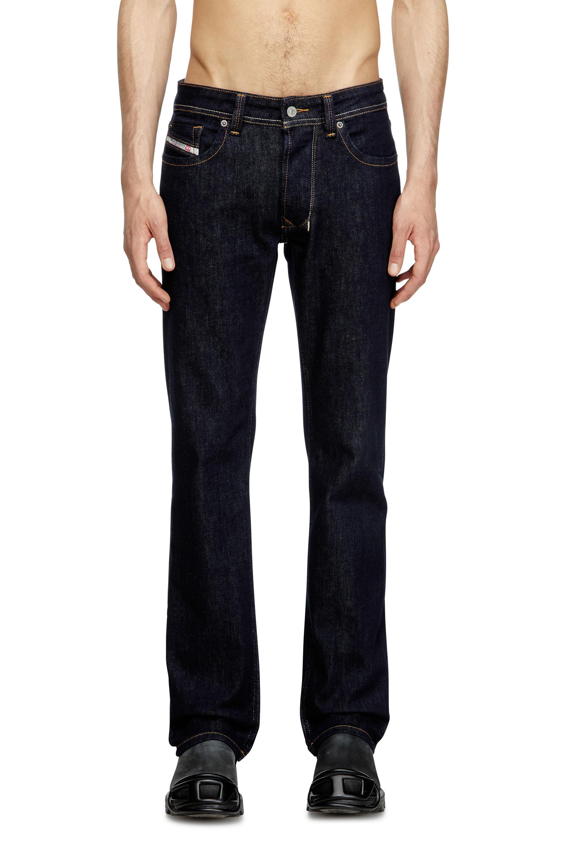 Diesel - Regular Jeans - 1985 Larkee - Jeans - Man - Blue