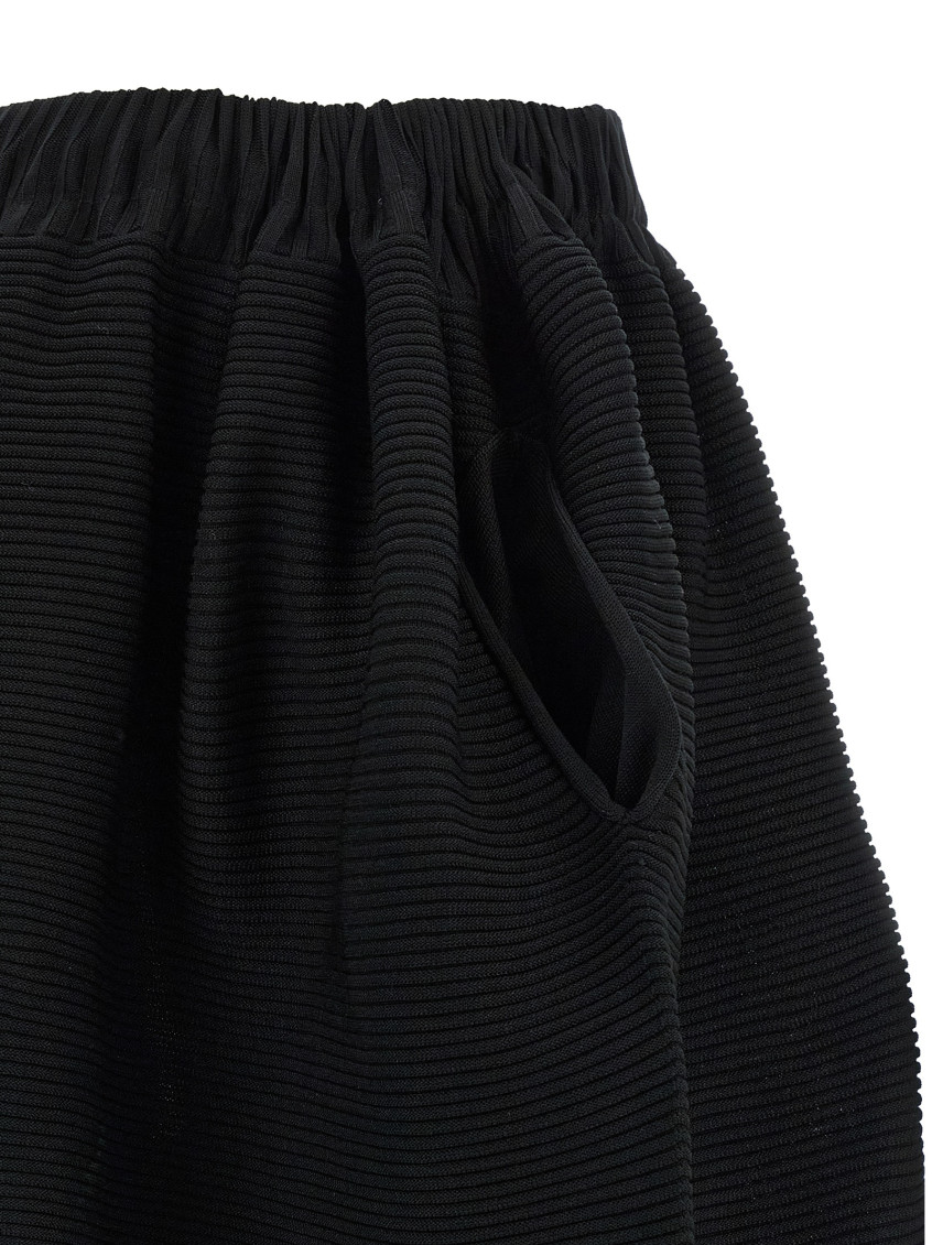 Moving Knit Skirts Black
