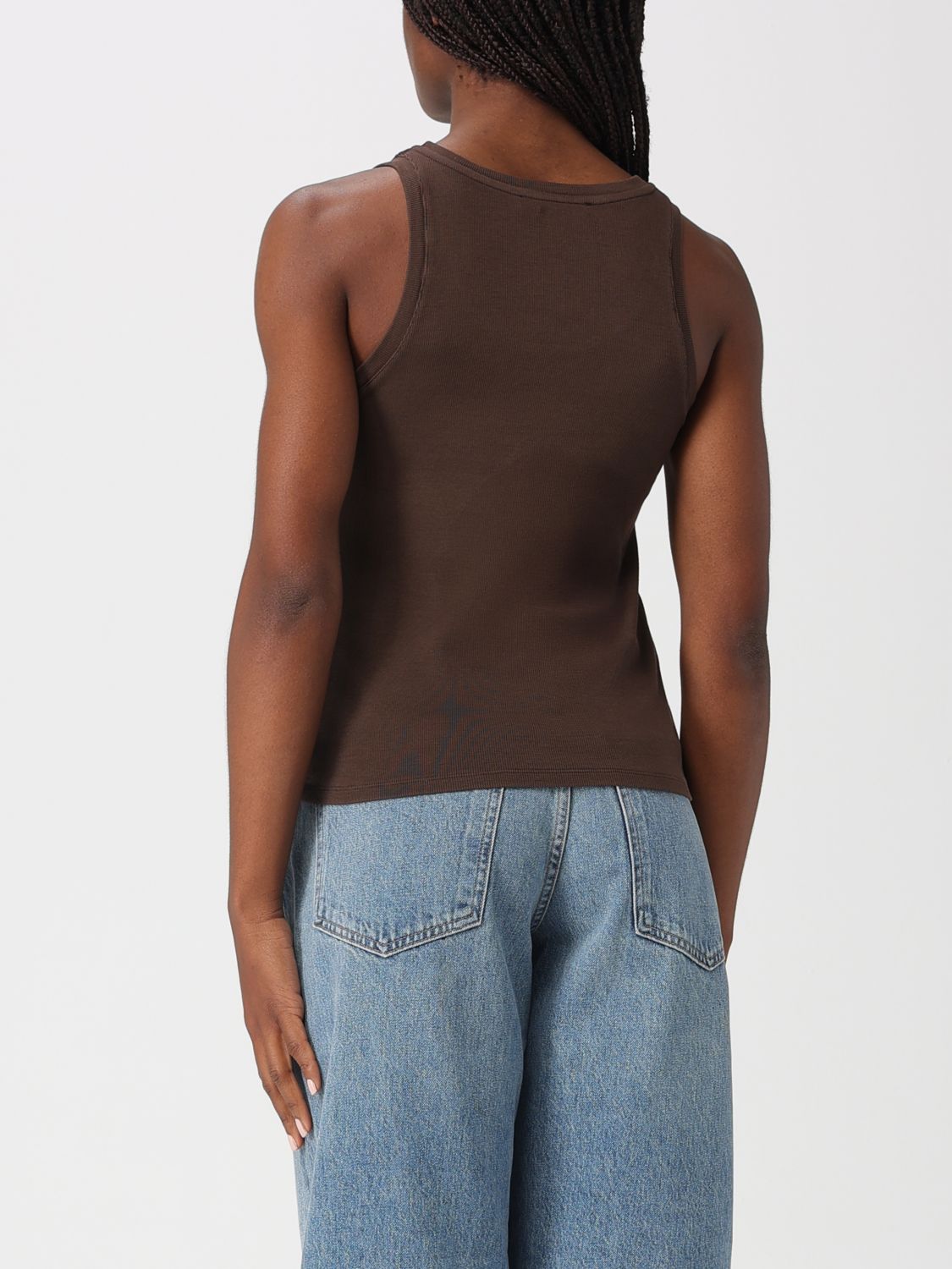 Top Woman color Brown