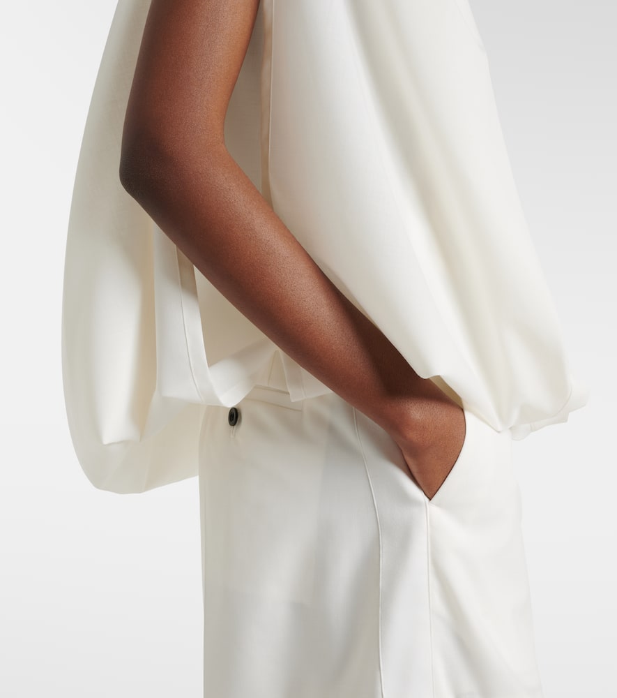 Gathered shirt