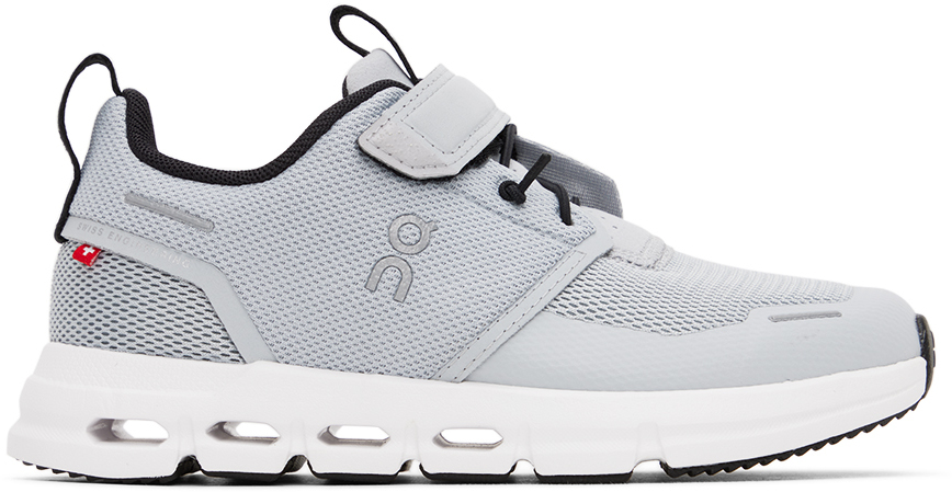 On Kids Gray Cloud Play Little Kids Sneakers