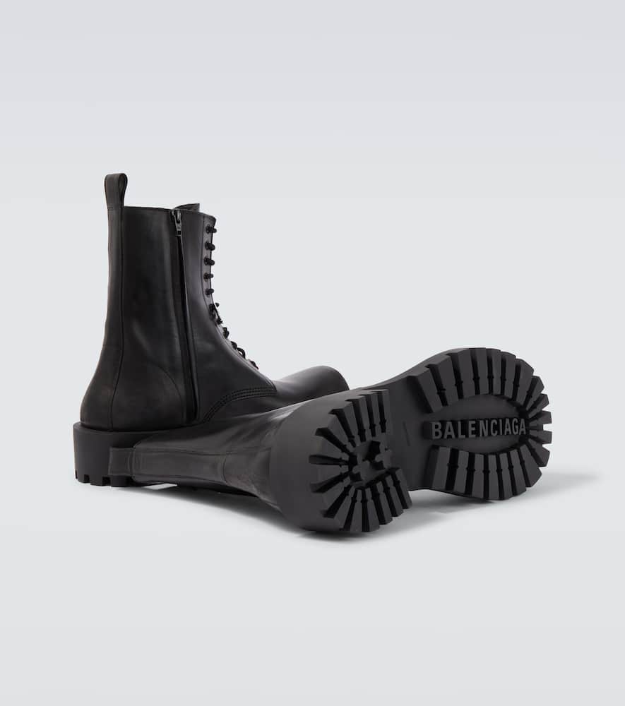 Hummer leather lace-up boots