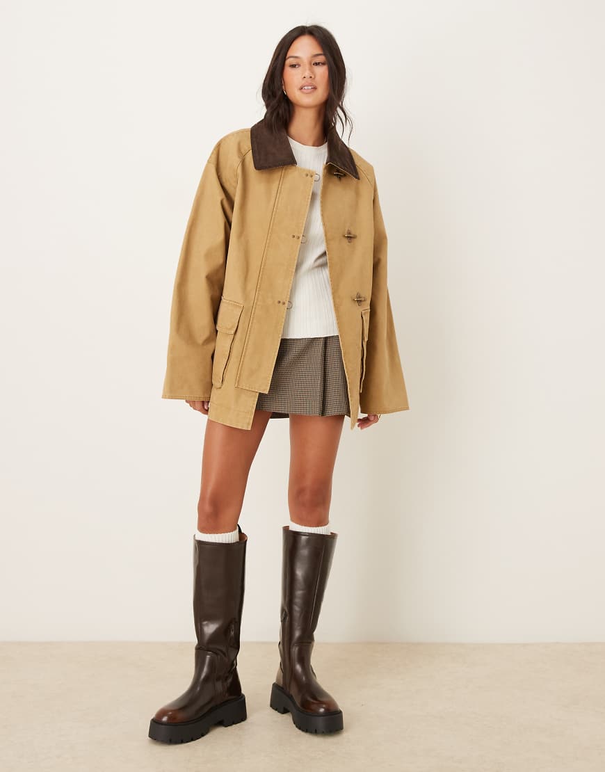 Cotton barn jacket with corduroy collar in tan-Brown