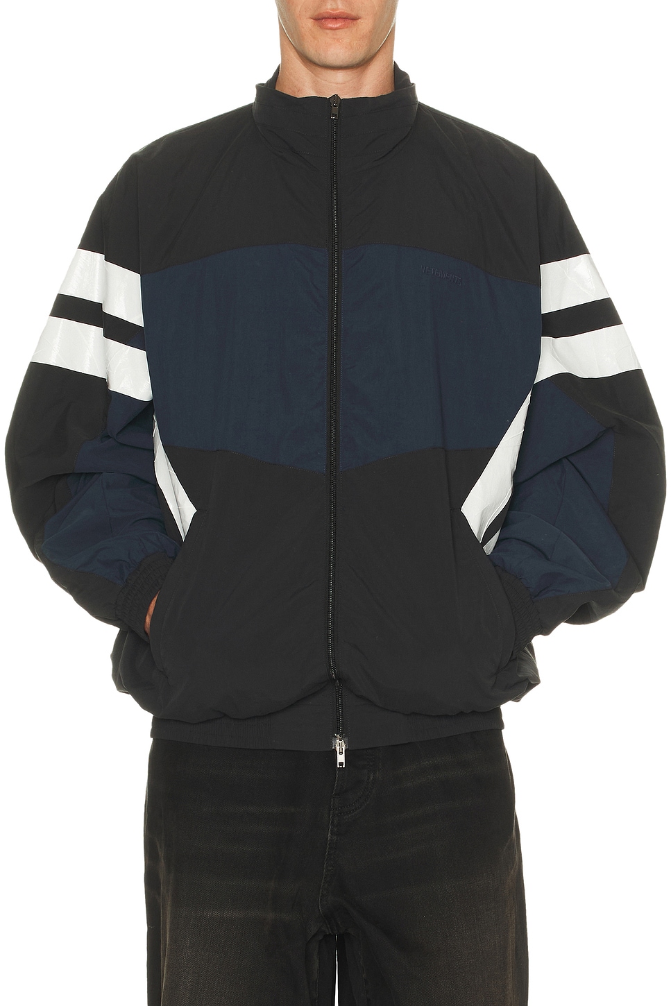 VETEMENTS TRAININGSJACKE TAPED in Schwarz & Blau - Black,Navy. L also in