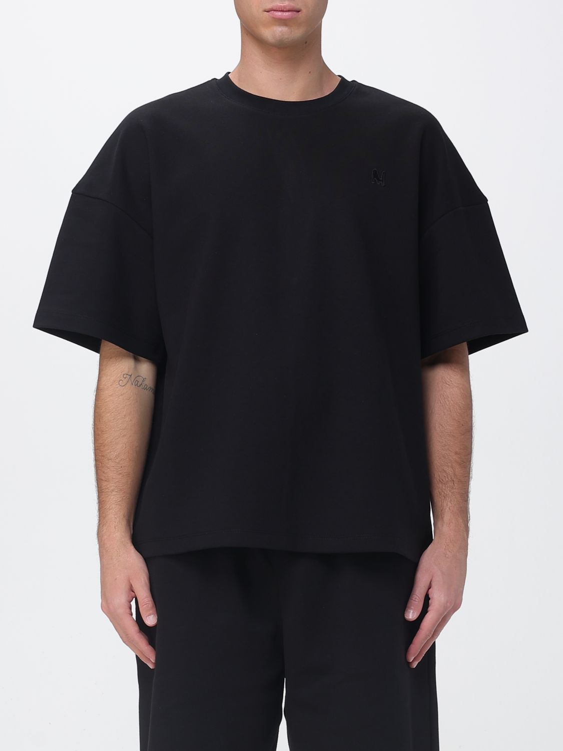 T-Shirt Men color Black