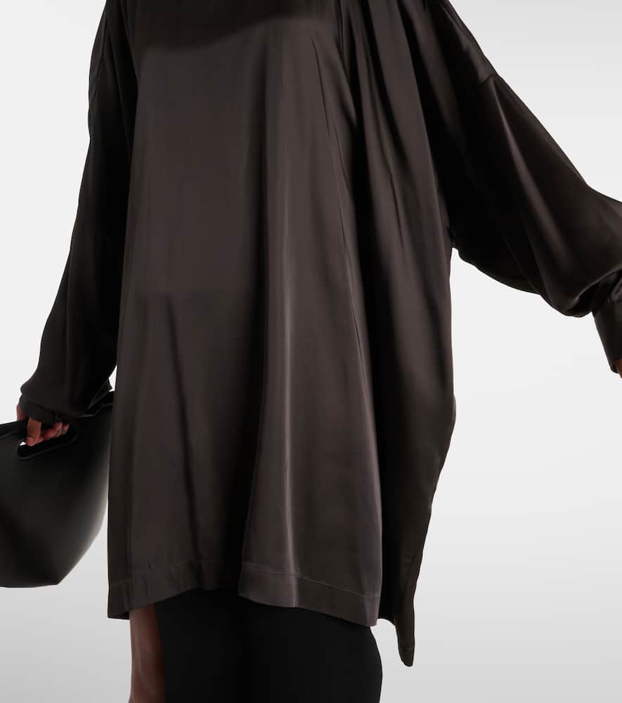 Jumbo turtleneck top