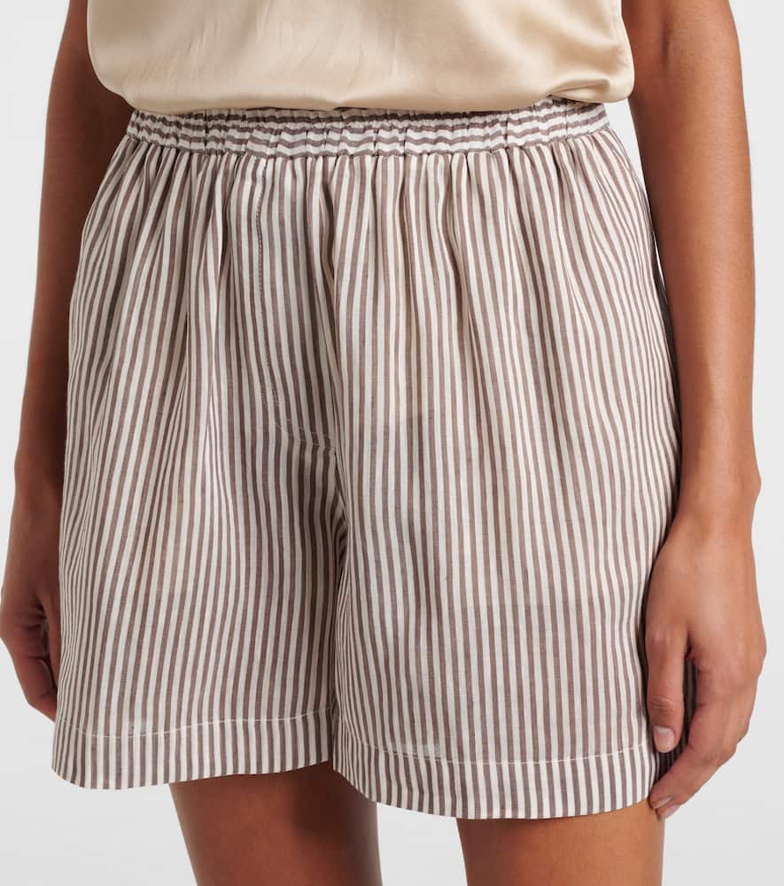 Linen and silk Bermuda short
