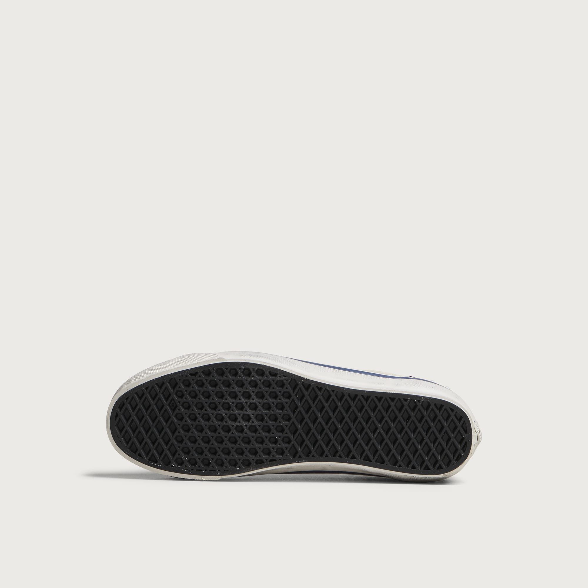 LX Old Skool 36 Sneaker in Pearlized Marshmallow/Black