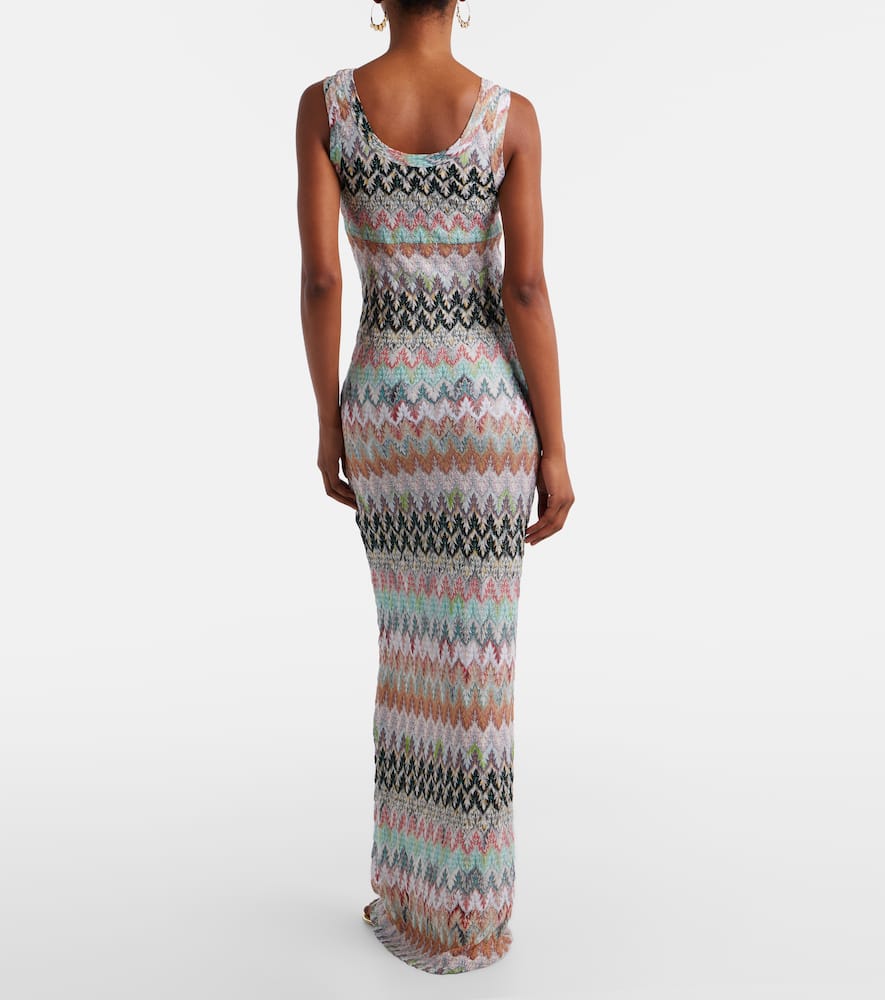 Sequined knitted lamé gown