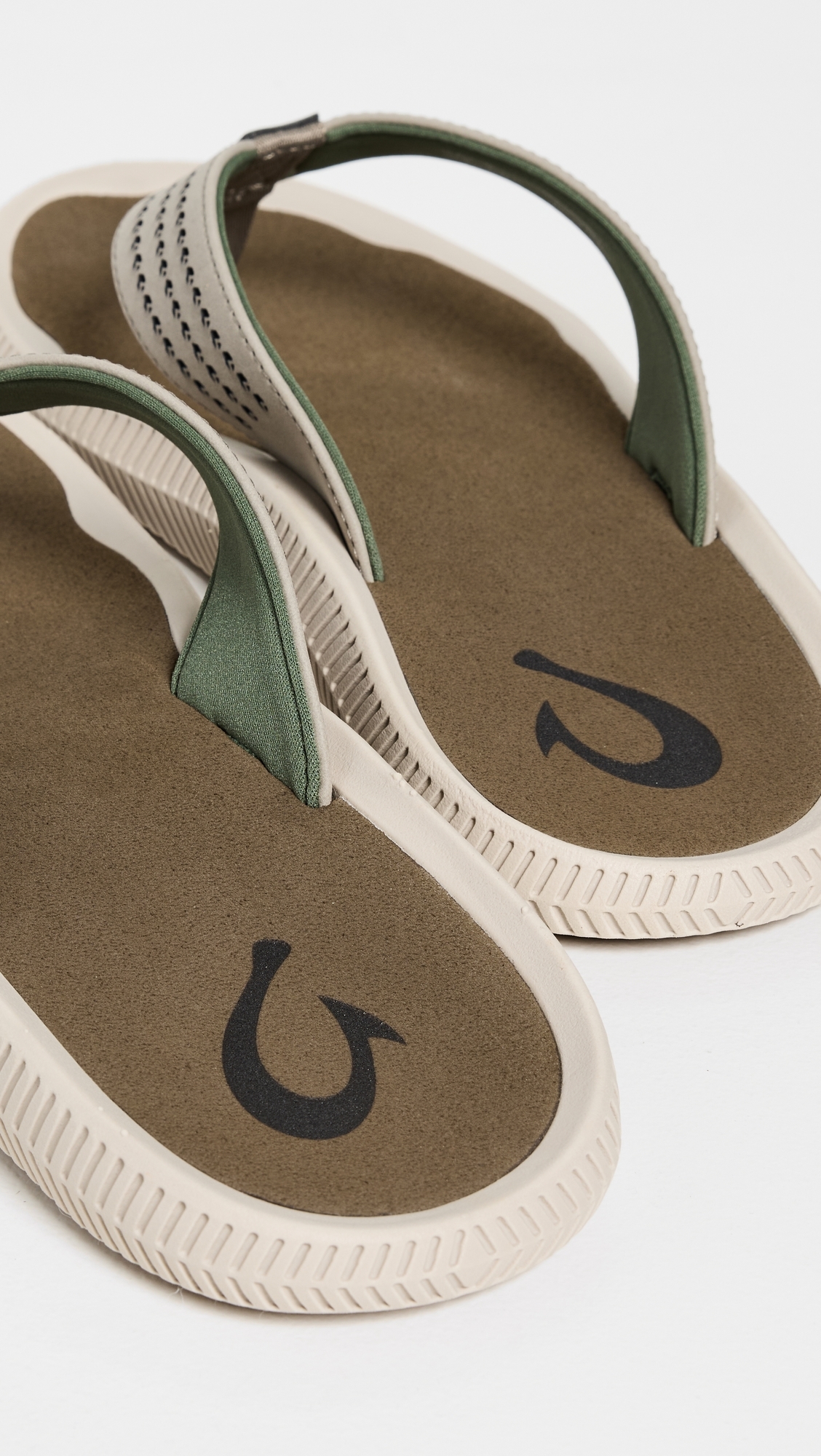 OluKai Ulele Sandals Clay/Mustang