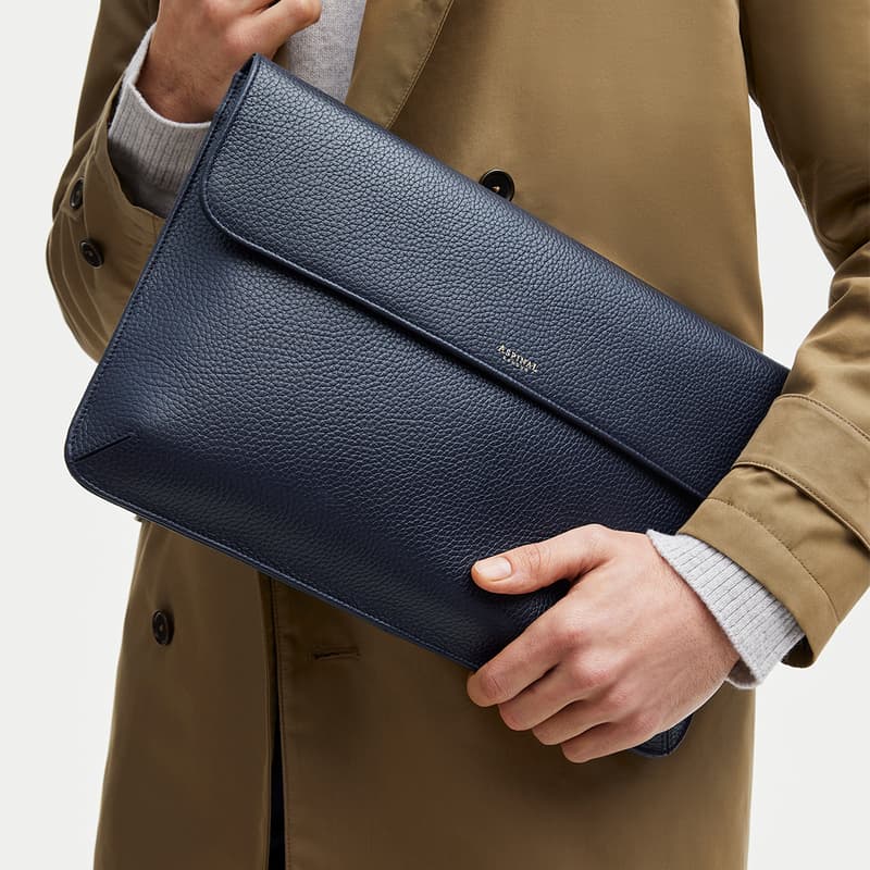 Leather Laptop Case in Navy Pebble