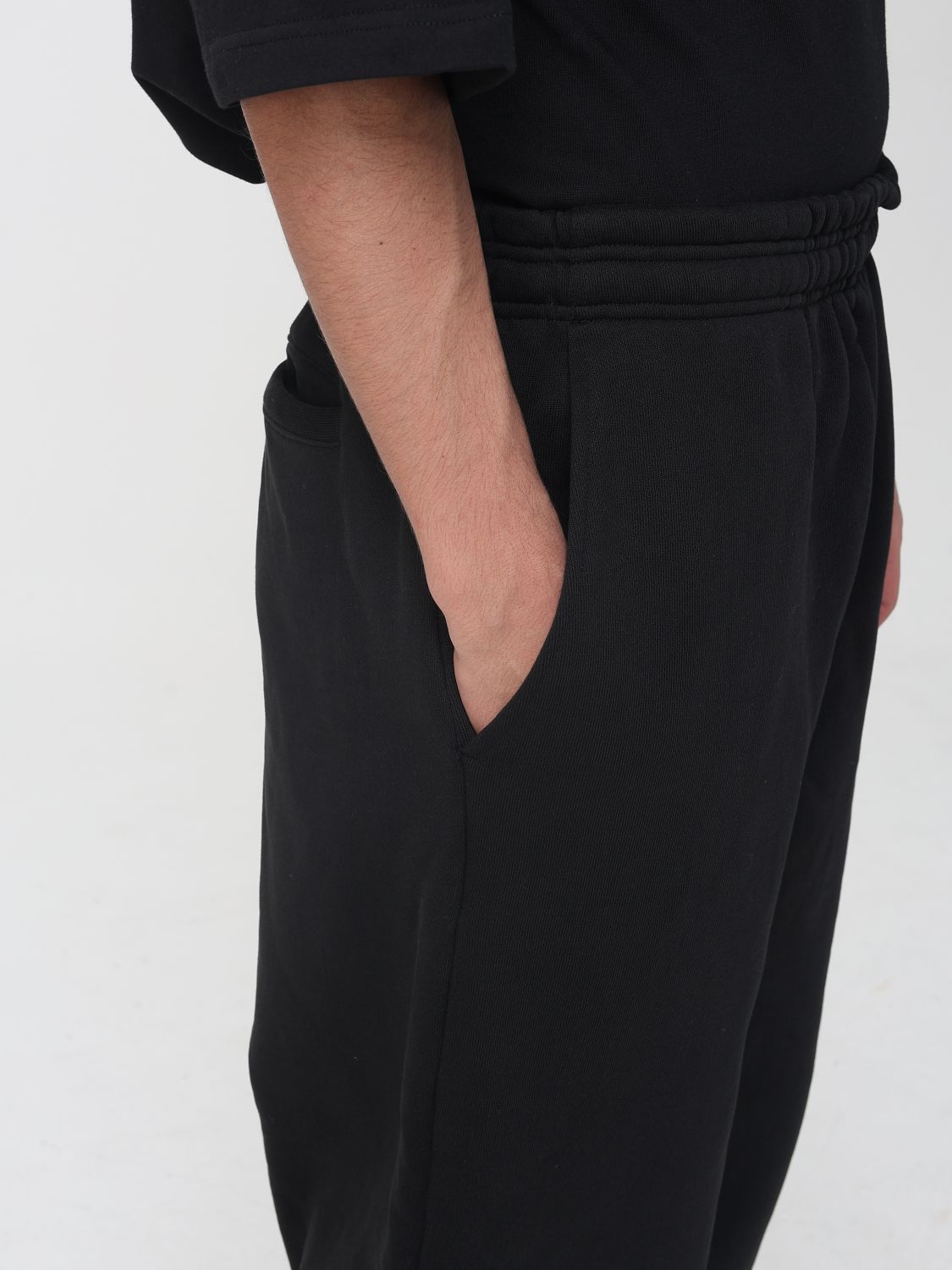 Pants Men color Black