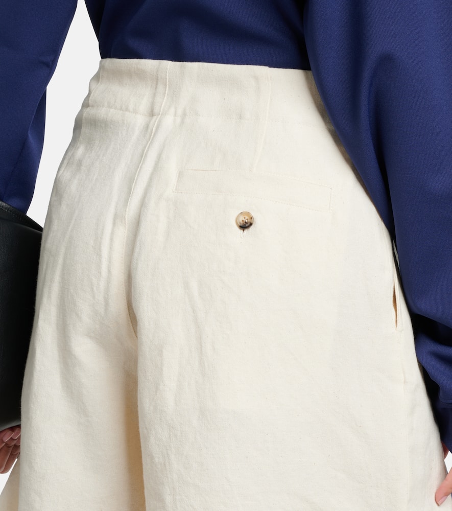 High-rise cotton and linen shorts