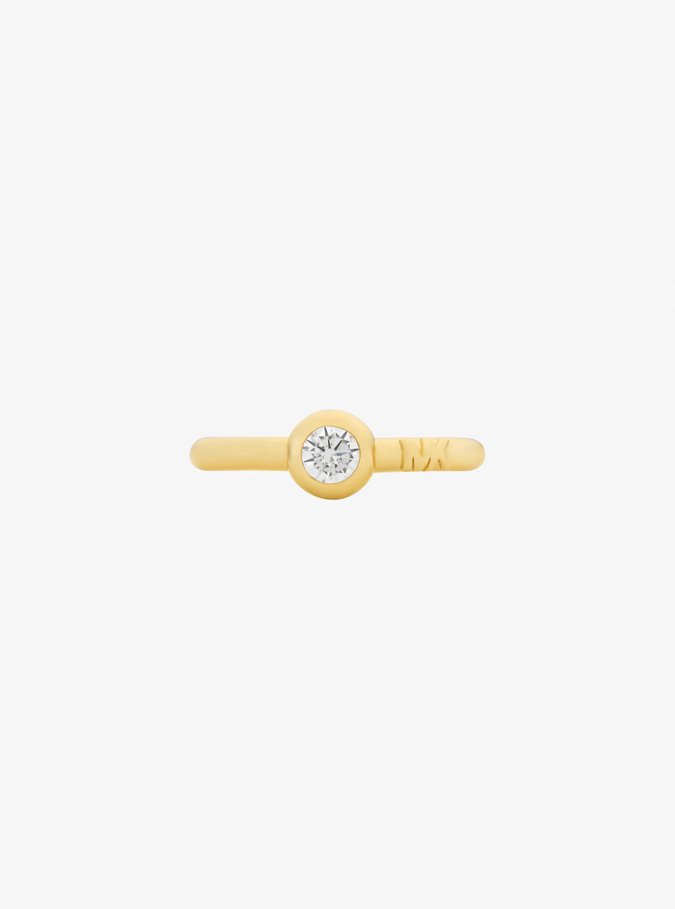 Round Stone Ring in Gold - size 7 by