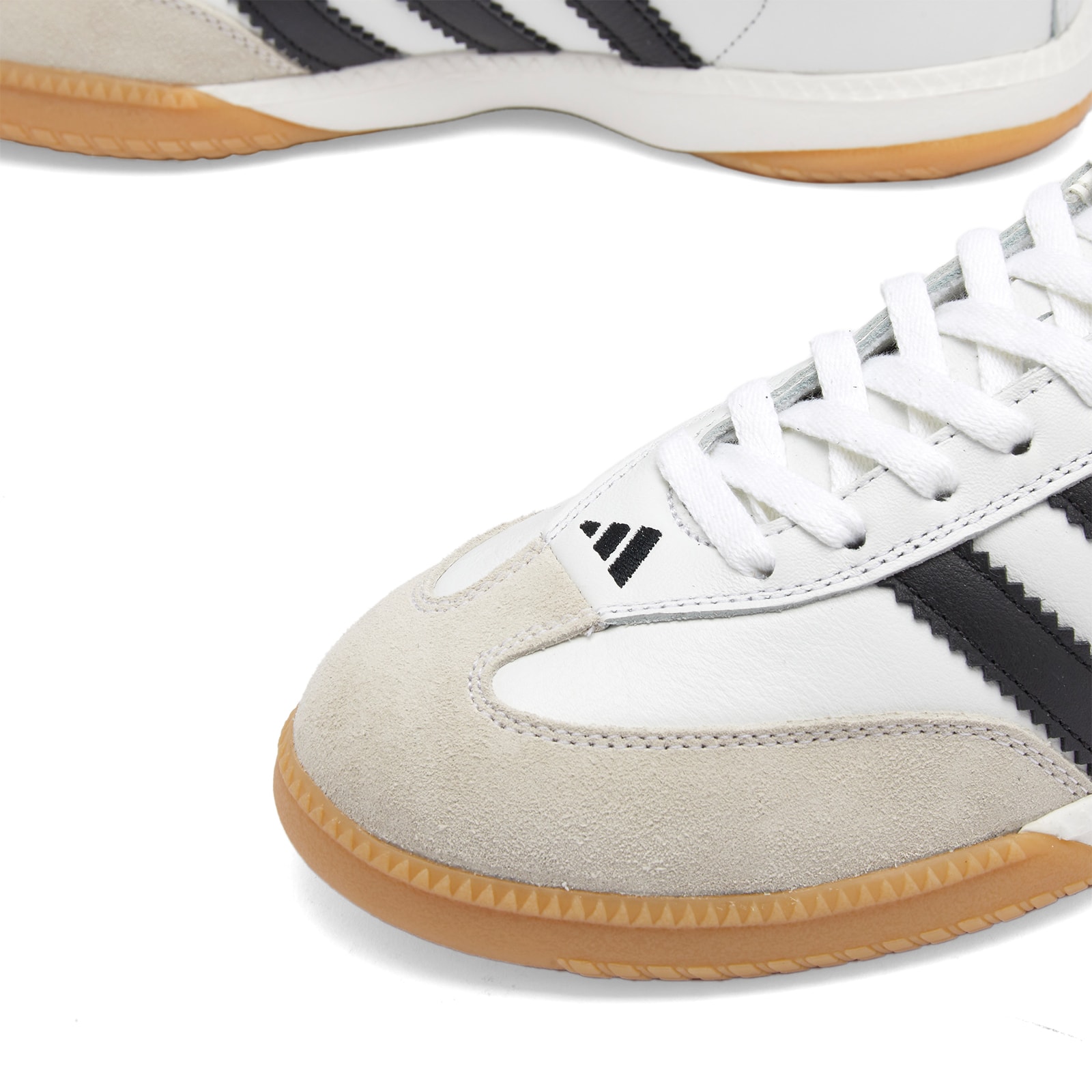 SAMBA MN Sneakers in Ftwr White/Core Black/Gum