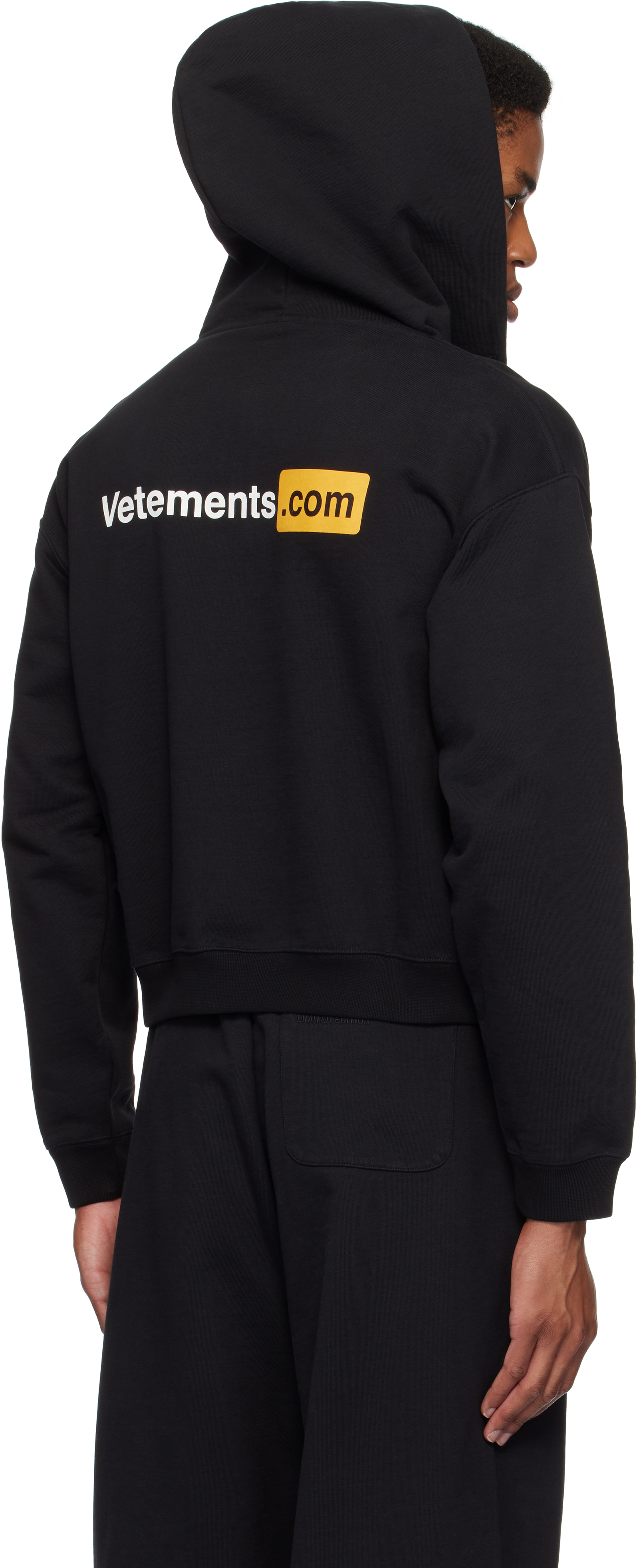 VETEMENTS Black 'Vetements. com' Fitted Zip-Up Hoodie