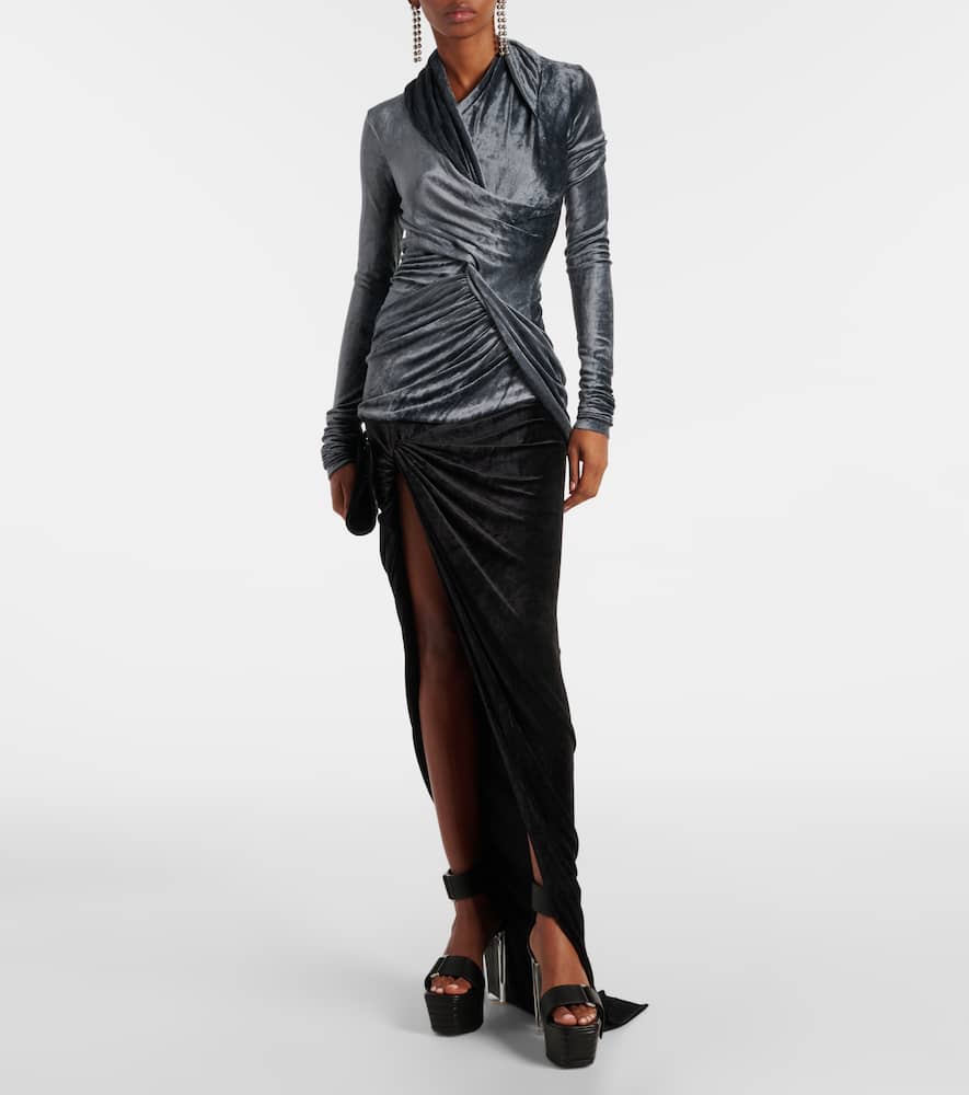 Magnetic draped velvet top