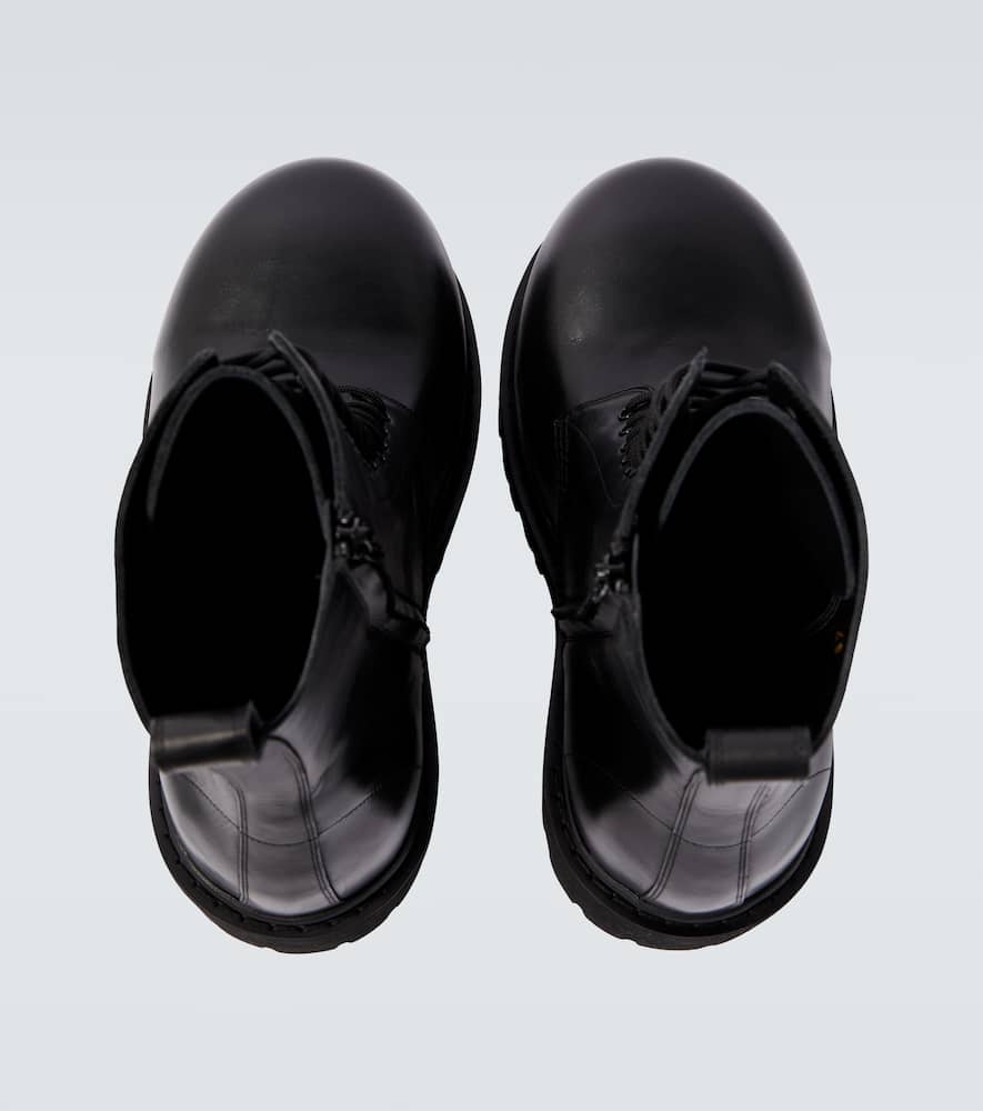 Stomper leather boots